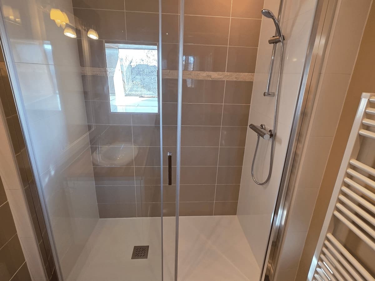 Douche à l’italienne